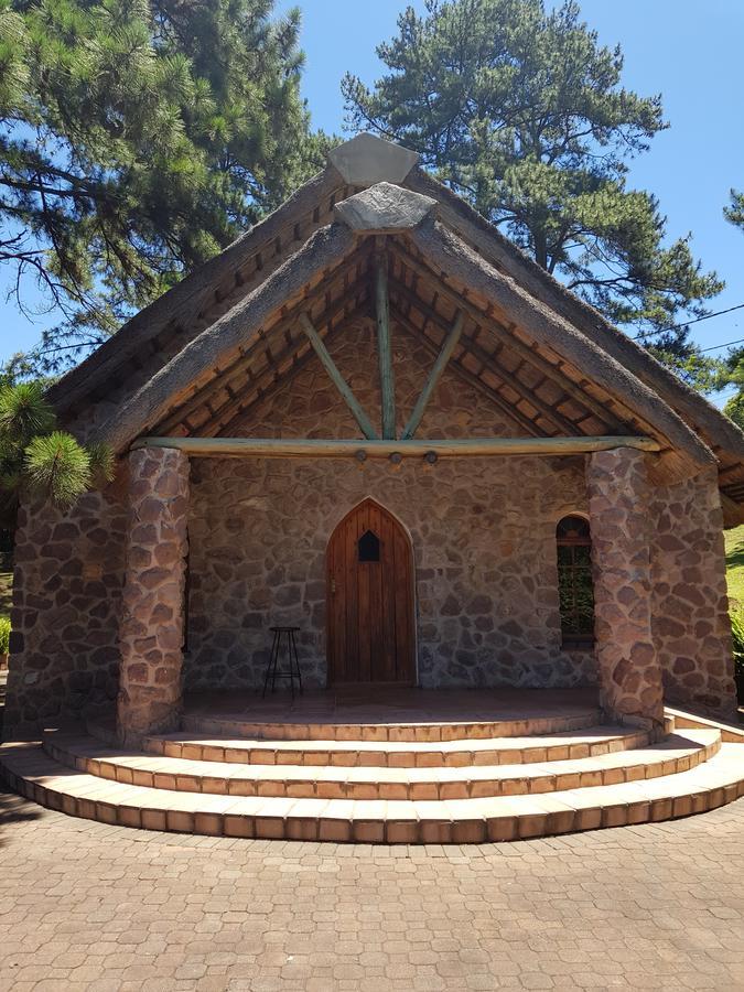 Chantecler Hotel Botha's Hill Esterno foto